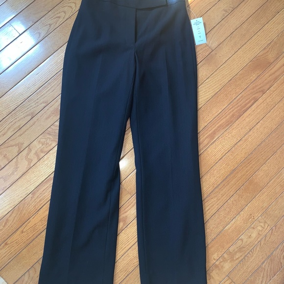 Beautiful suit - Picture 8 of 13